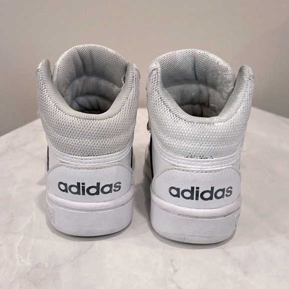 🔥Adidas White and Green High-Top Sneakers with Velcro Straps🔥 - Picture 3 of 5